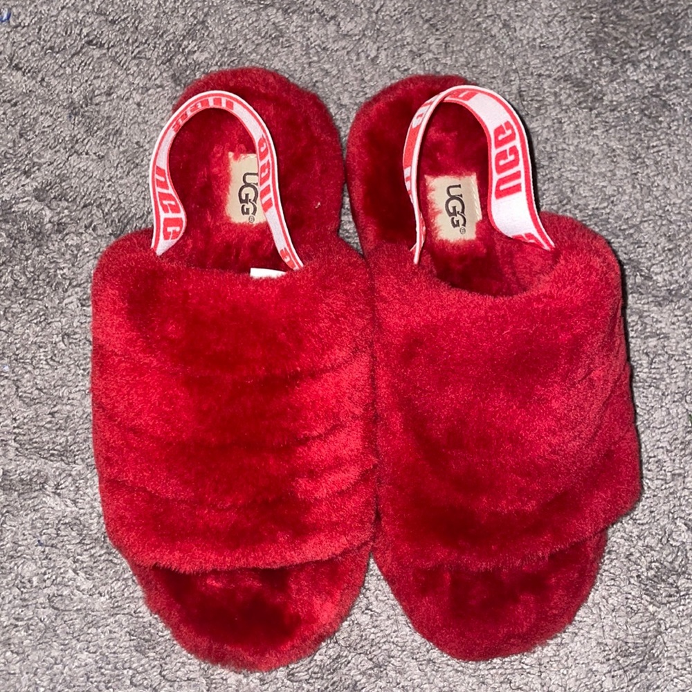 Women’s Fluffy Yea Slides